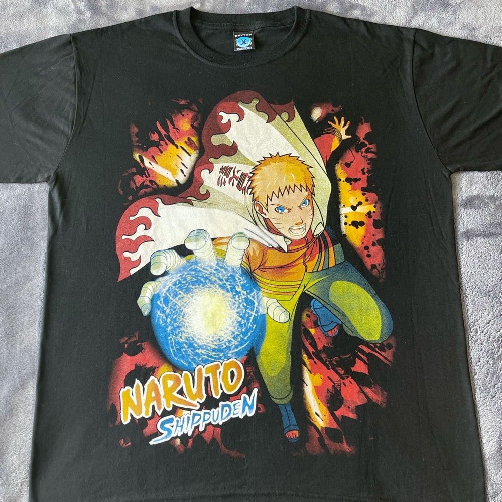 Vintage Naurto
Double sided Dope Graphic 
Men’s XL
